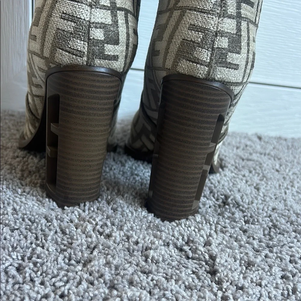 Fendi Logo-Jacquard Chenille Knee Boots - Picture 6 of 7